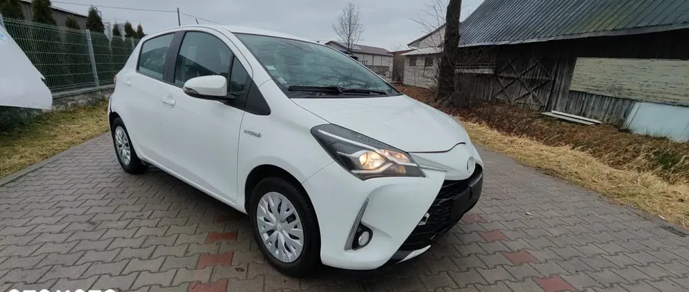toyota lubelskie Toyota Yaris cena 28900 przebieg: 41000, rok produkcji 2018 z Warszawa